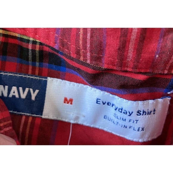 NWT Old Navy Every Day Plaid Button Up Shirt Size Medium Women’s Red Long Sleeve - Picture 5 of 8